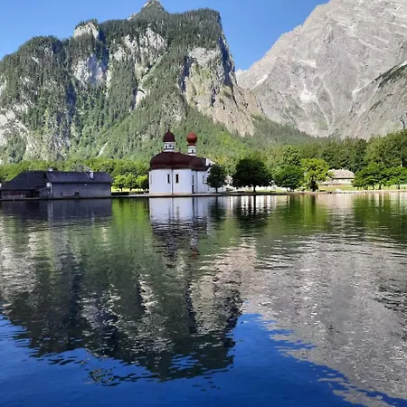 Feapp Jennerblick Maria Gern *